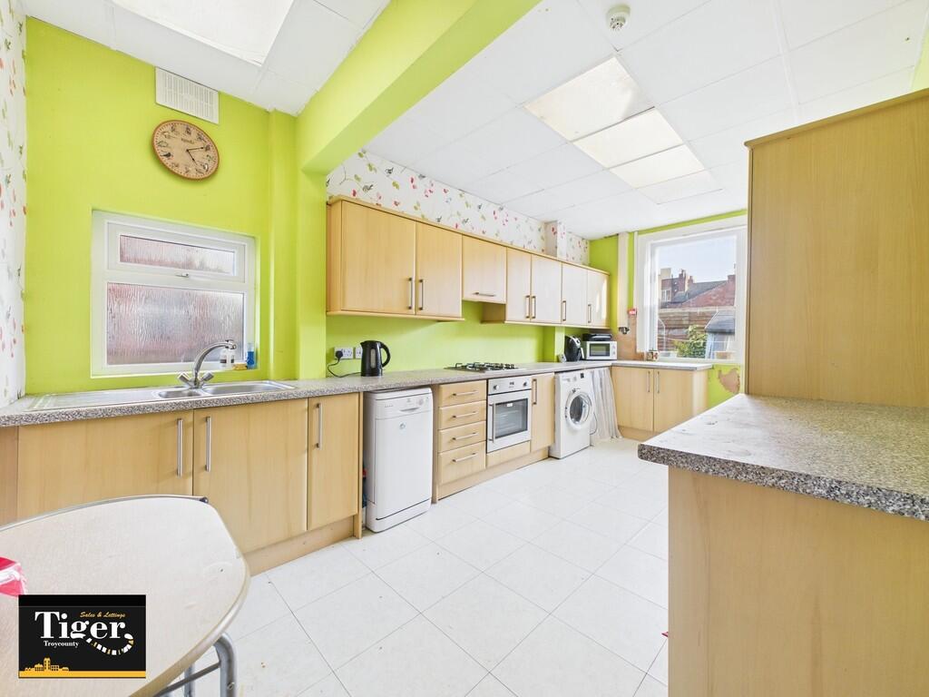 CAM03440G0-PR0270...