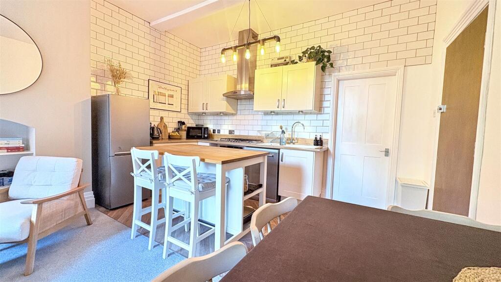 Open Plan Living/Kitchen