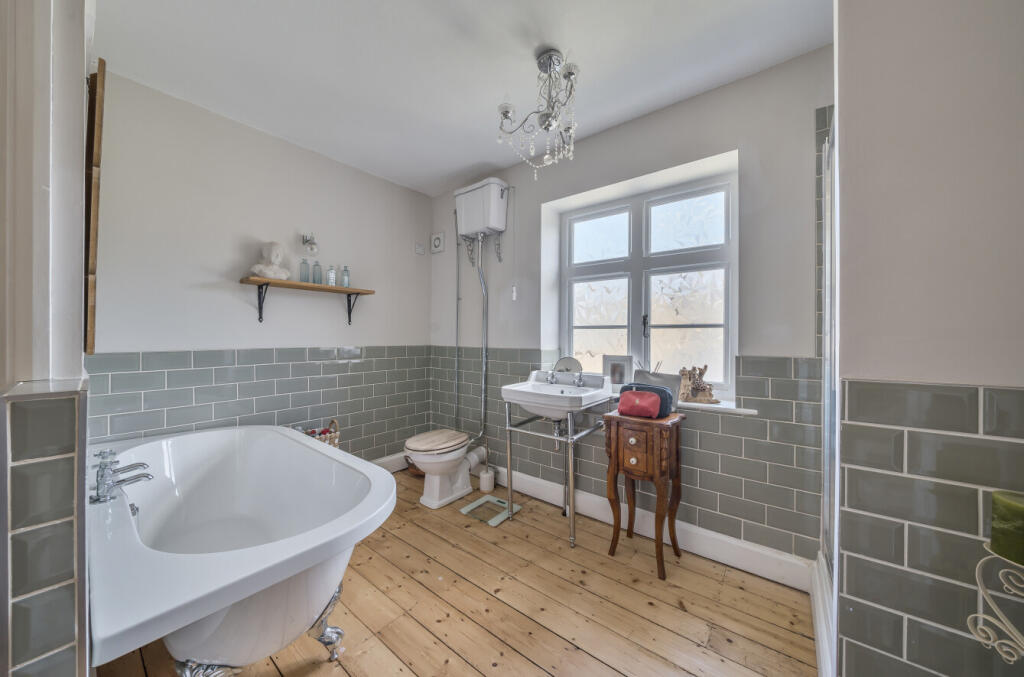 1340797-15-68a741...