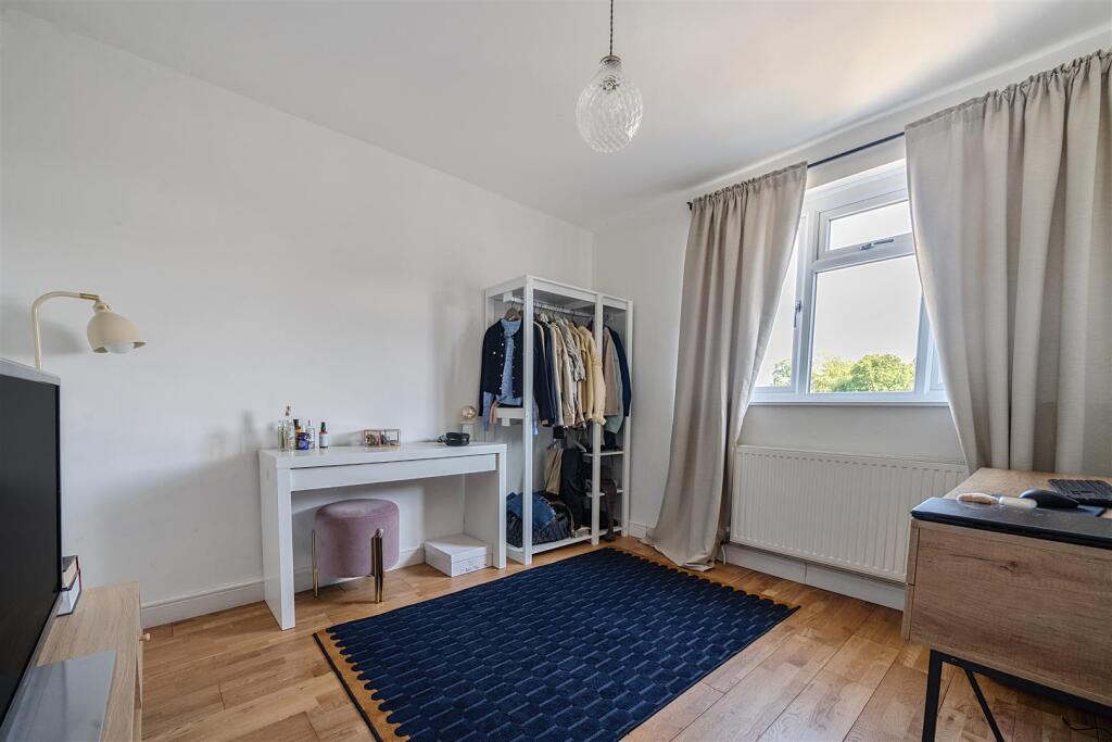 31-682226c917759-1290452-ARW-31 .jpg