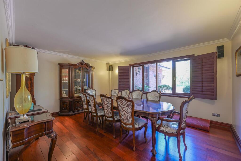 Court Manor (30 of 60).jpg