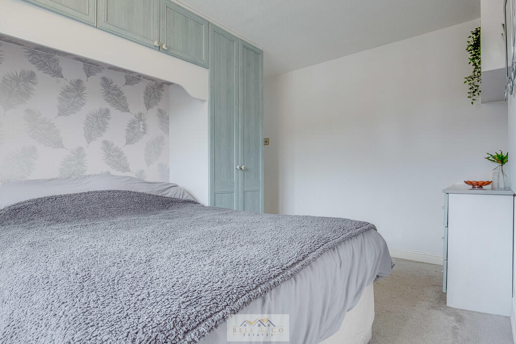 Bedroom 2.2