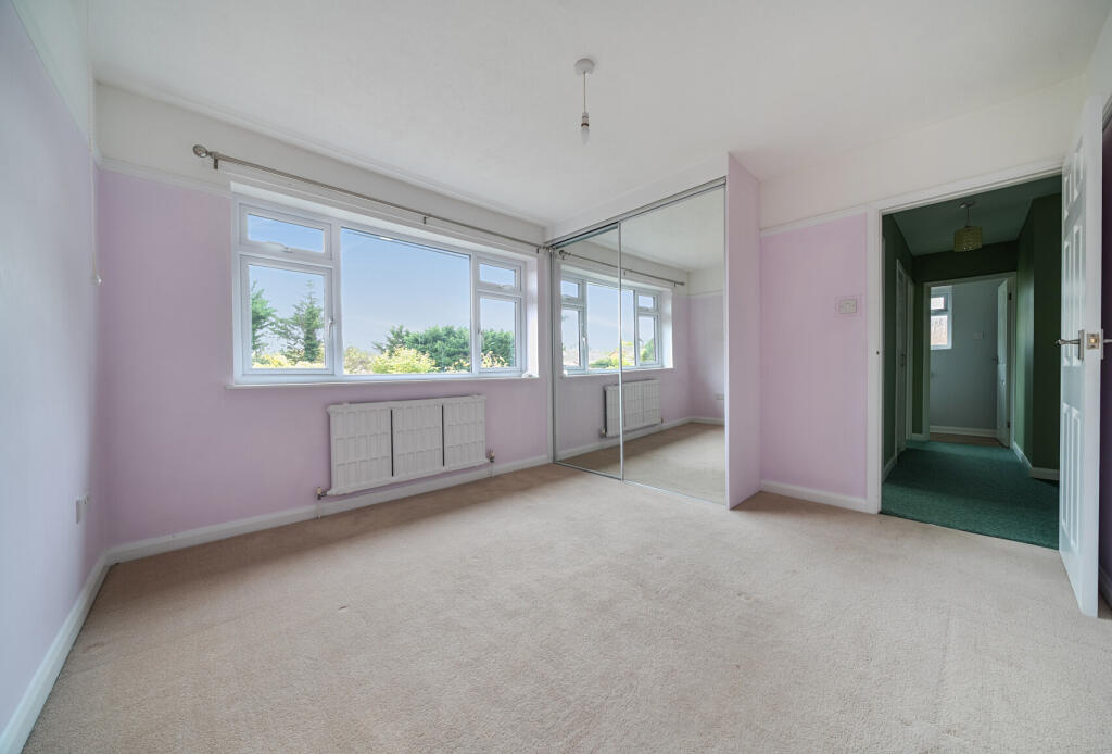 1369801-12-68f240...