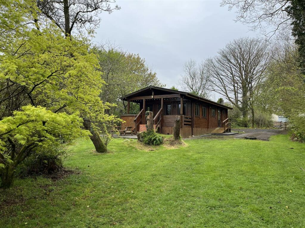 Wood Cabin