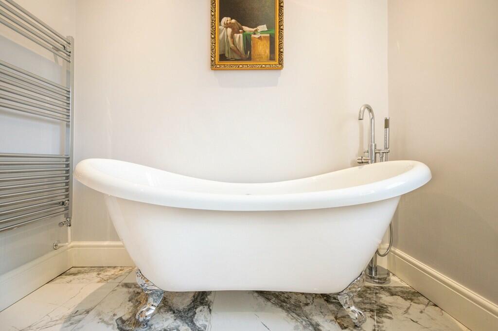 26 Oxford Street-...