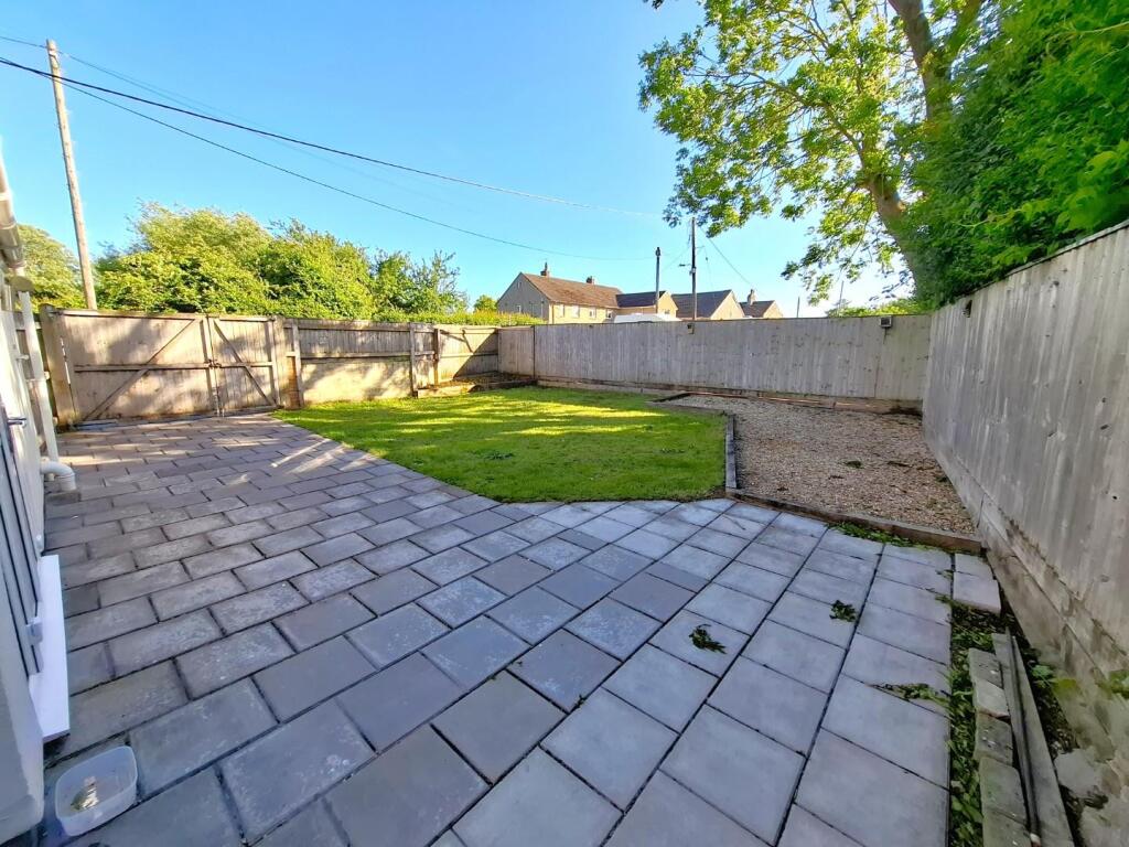 8 - Garden.jpg