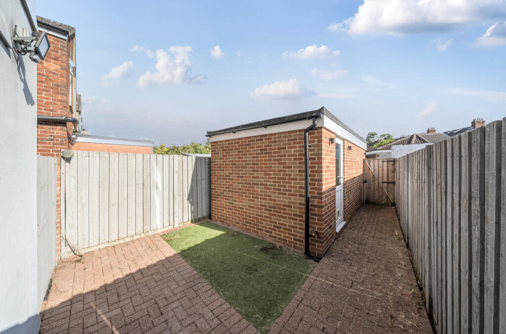 13161192685ae1ca08300