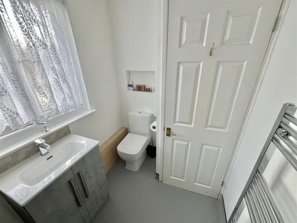 Shower Room 2
