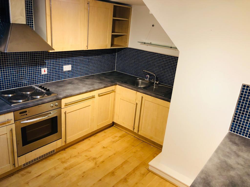 Large kitchen with fitted dishwasher, washing mach