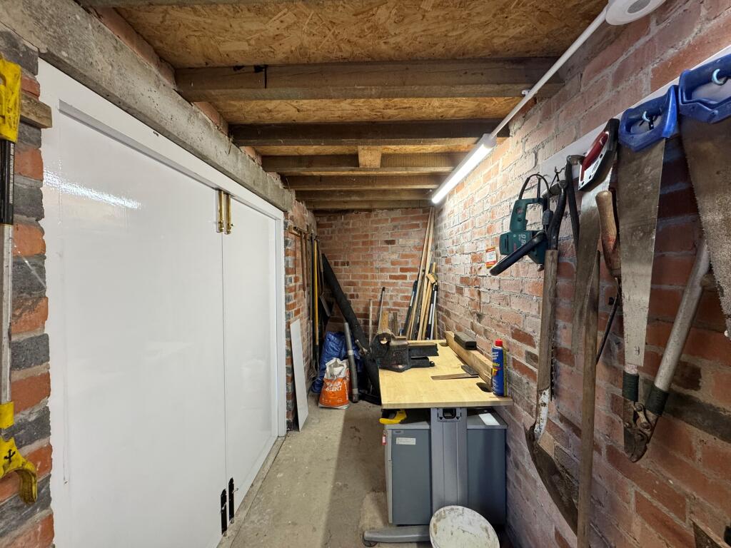 11 T202502171259.jpg