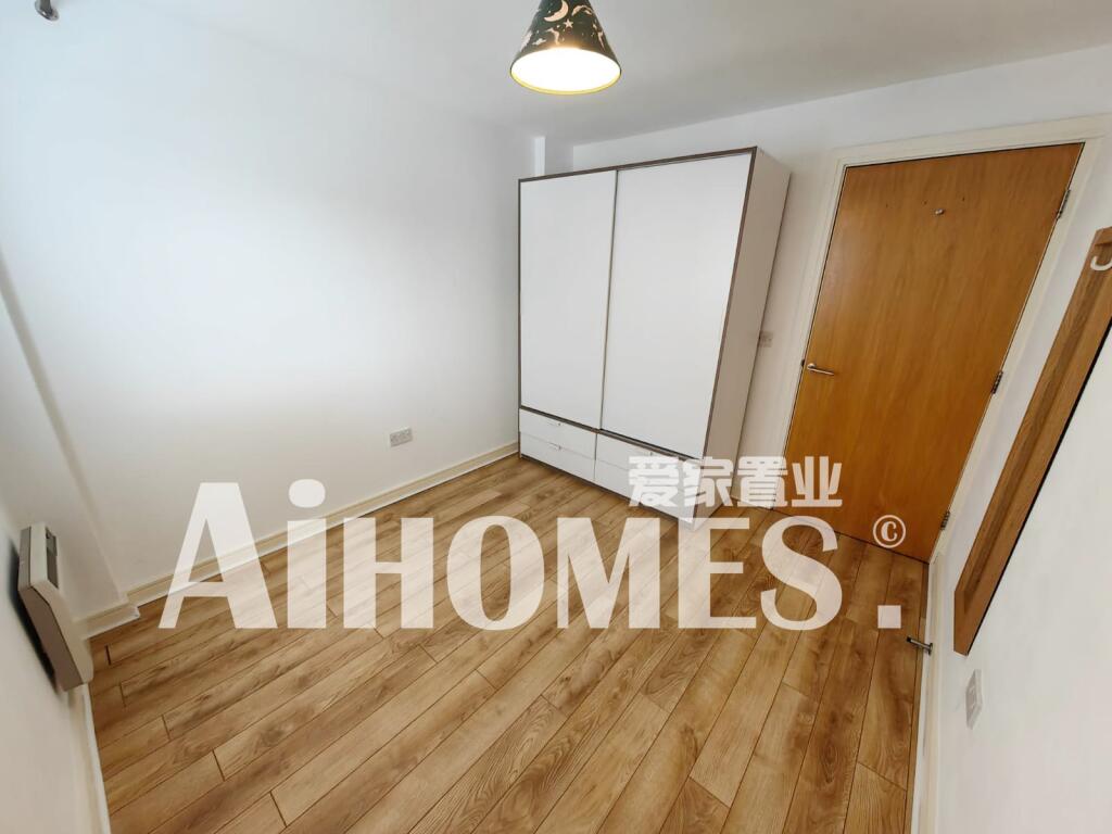 Bedroom8