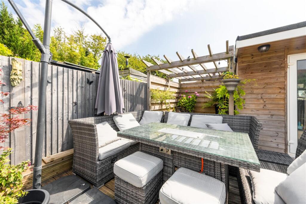 14 Upper Kingston Lane-32.jpg