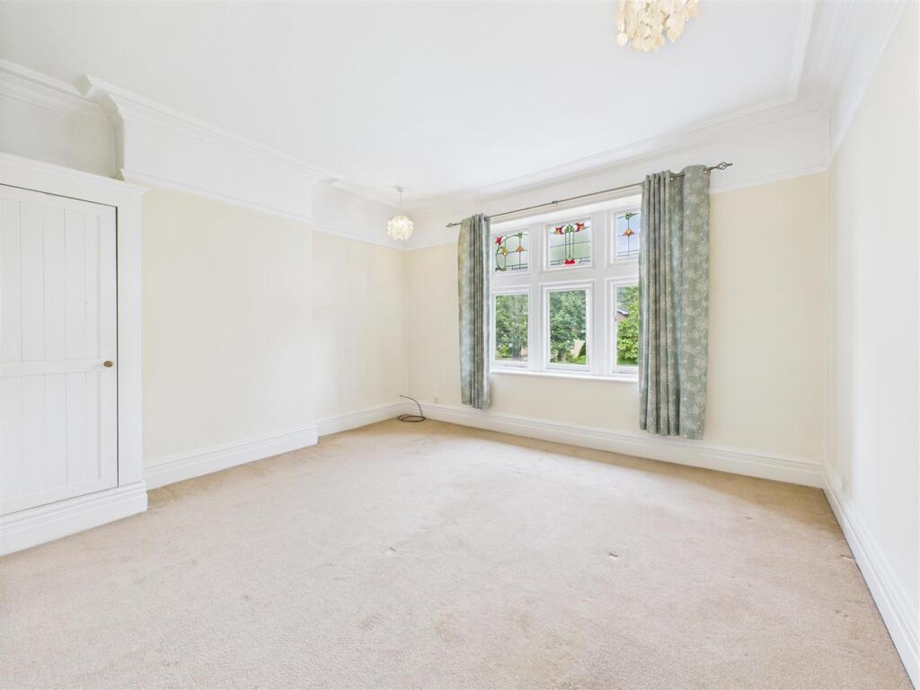 CAM04279G0-PR0147-STILL011 (1).jpg