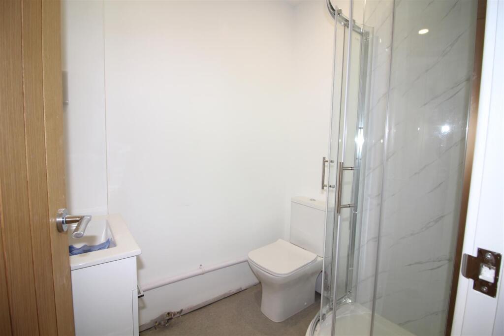 Shower room.jpg