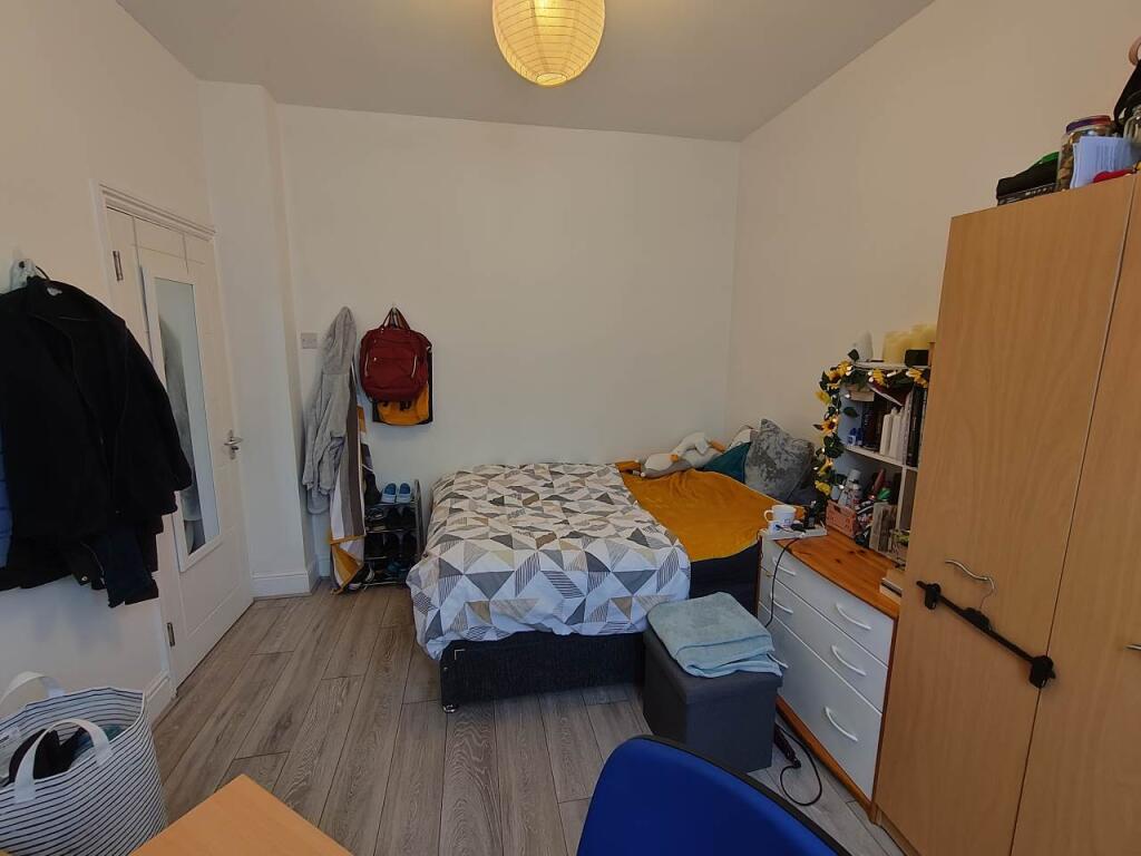 Ground floor front b