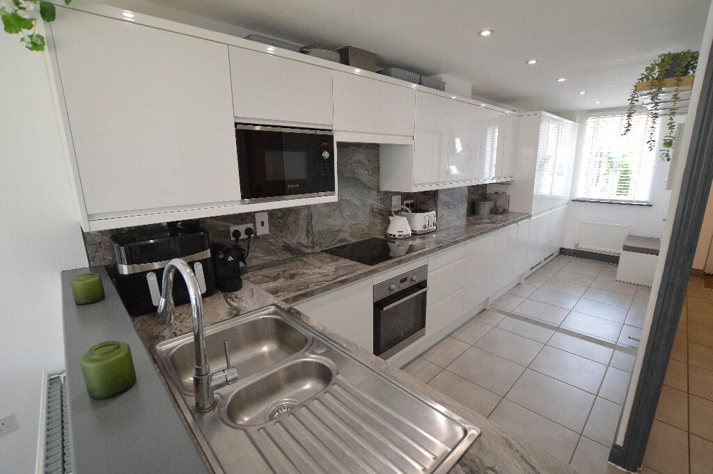 Re-Fitted Kitchen