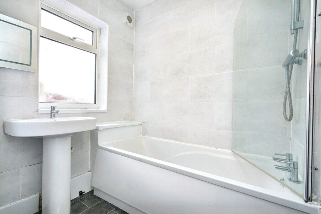 King Street - Bathroom