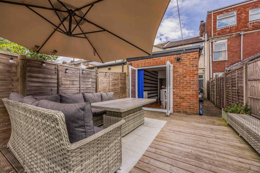 135 Drayton Road, Portsmouth-Small-PorticoMarketin