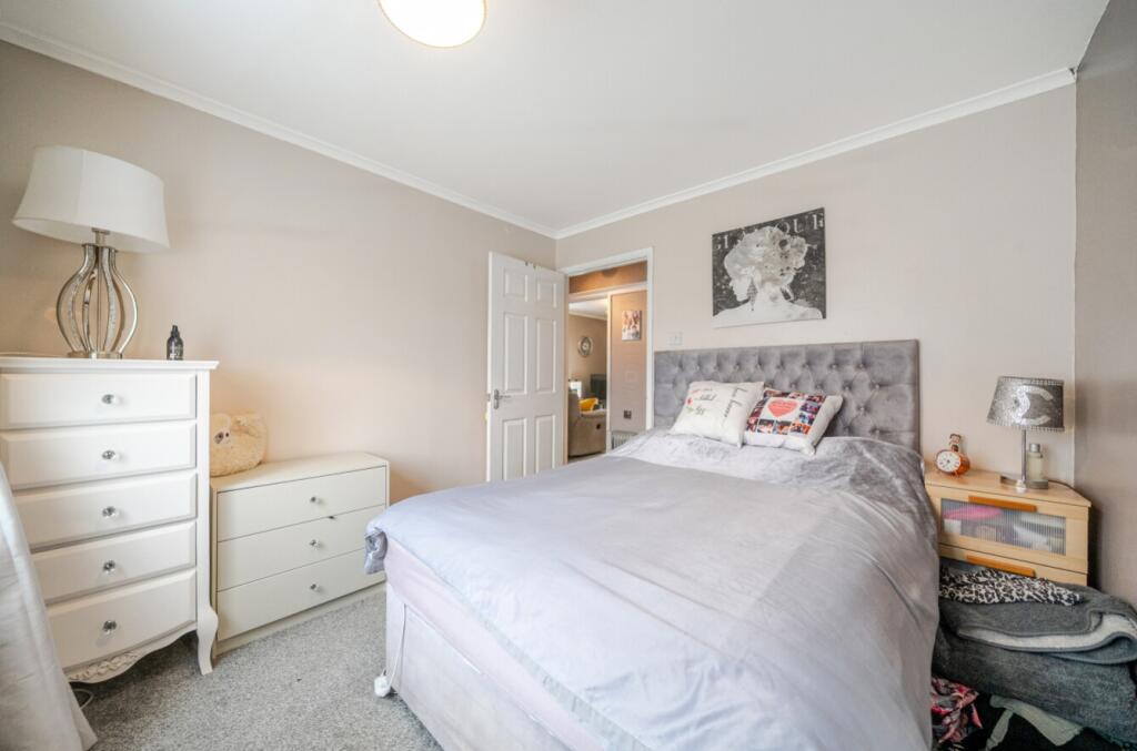 1342989-6-68a6e00c28d56