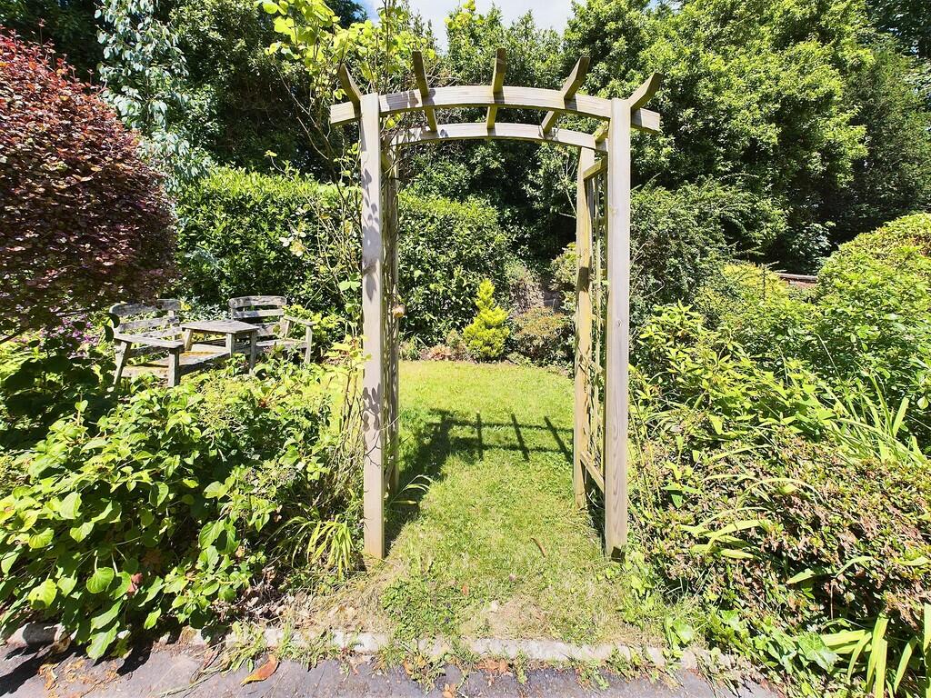 Garden b