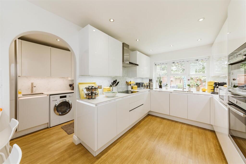 The Furlong (16).jpg