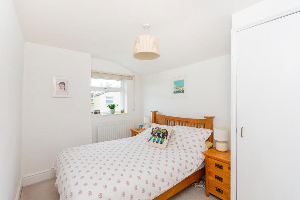 5G6STN - Bedroom B.jpg