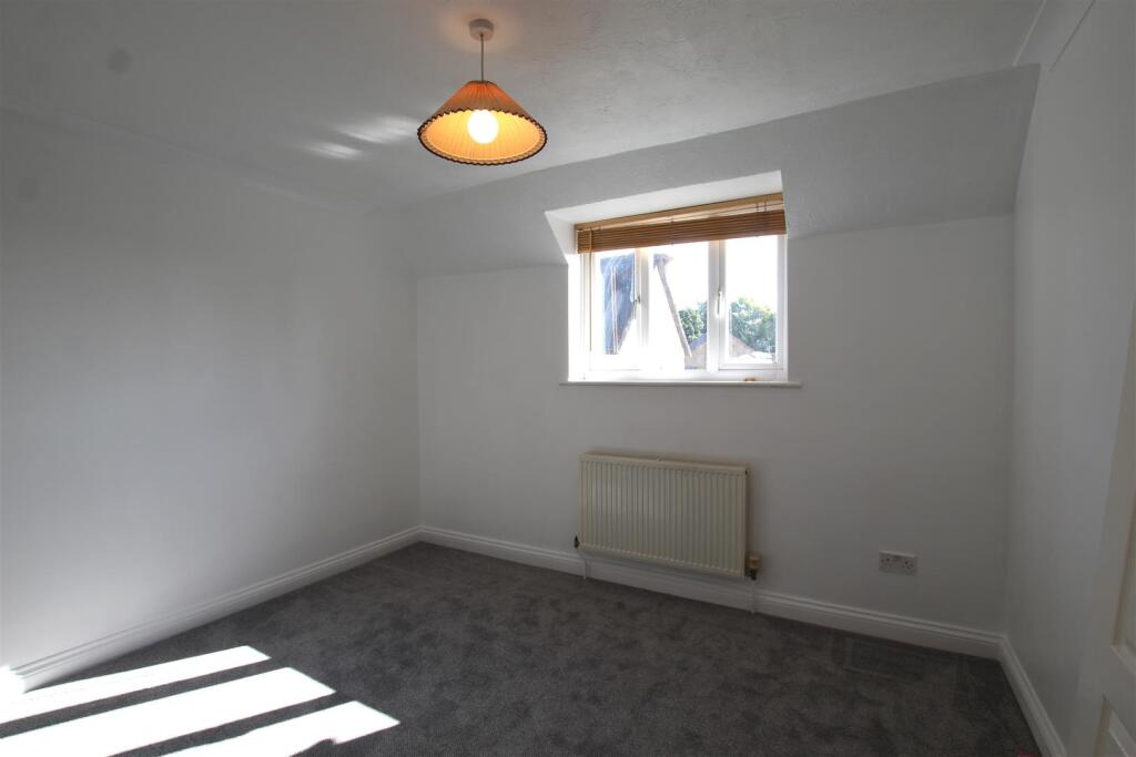 bedroom 4..JPG