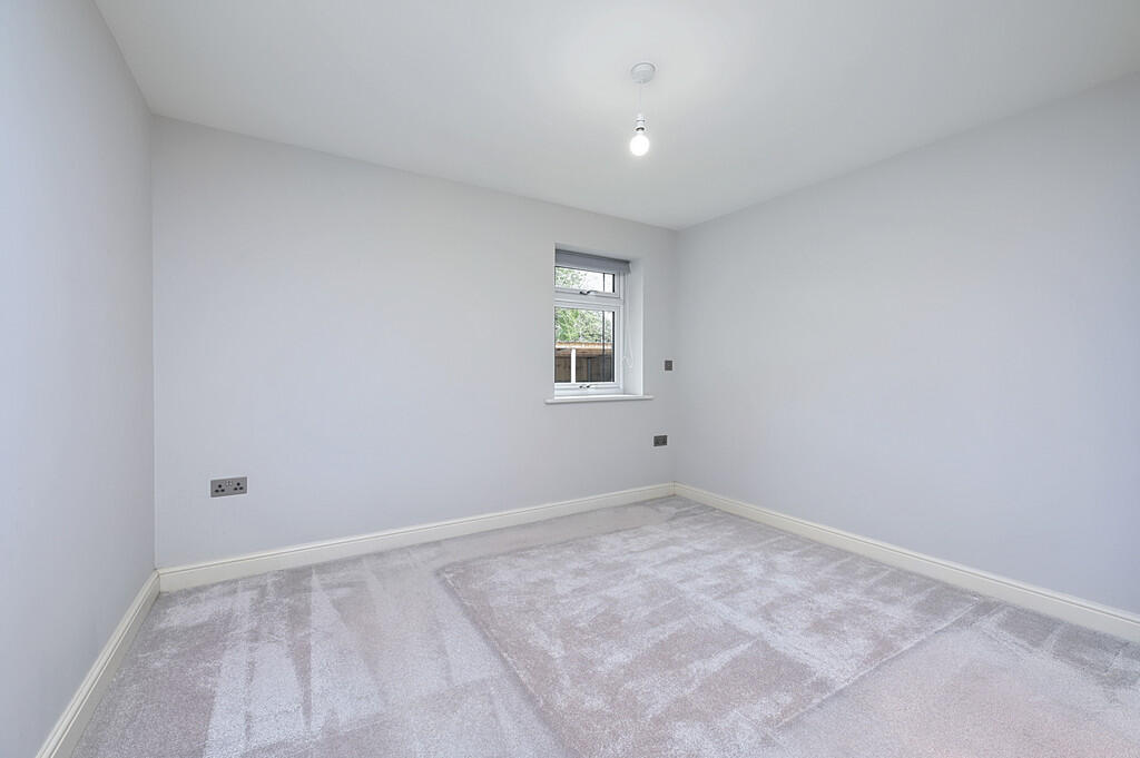 4 Fairway Heights...