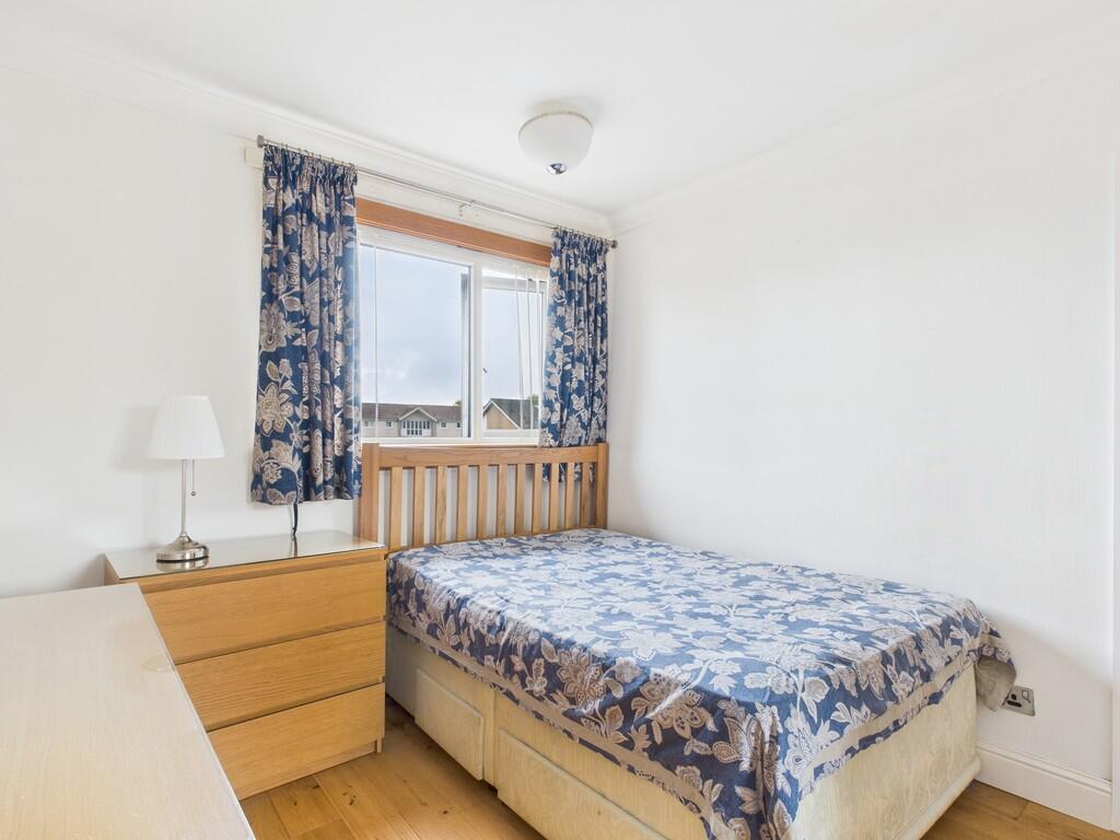 CAM05526G0-PR0042...