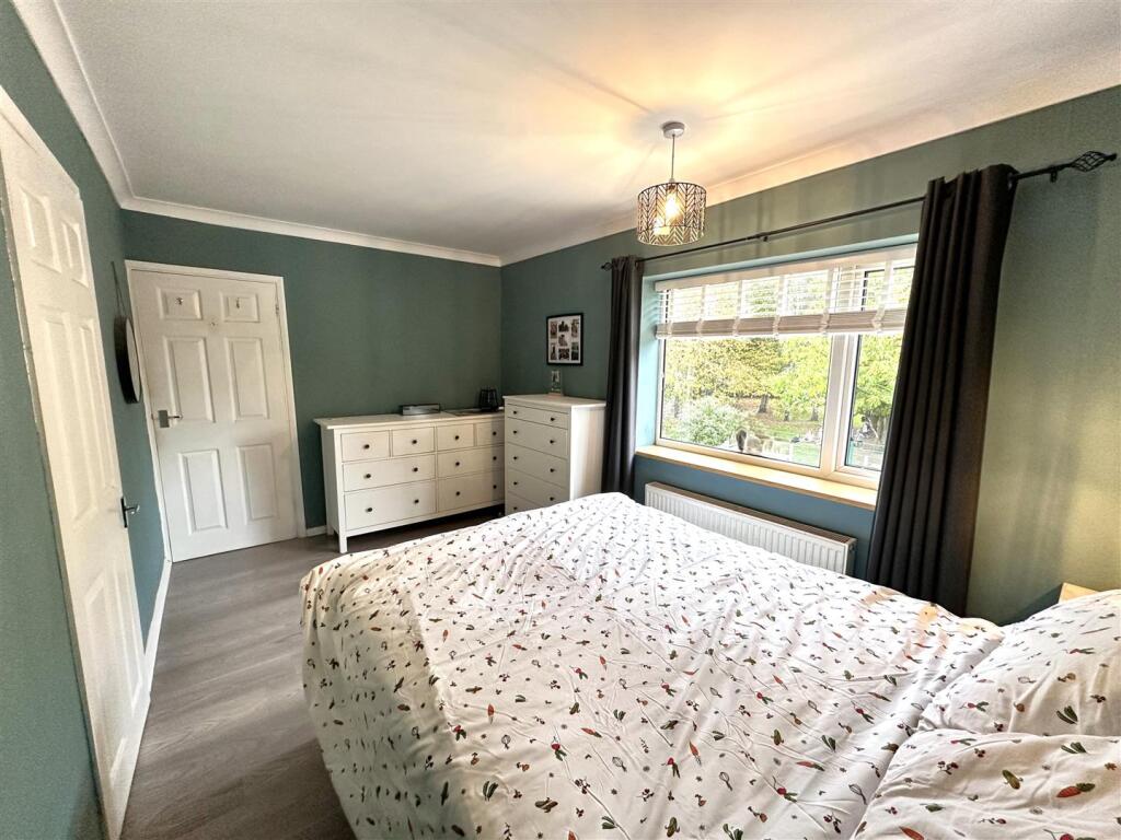 Bedroom One With Fitted Wardrobe 593