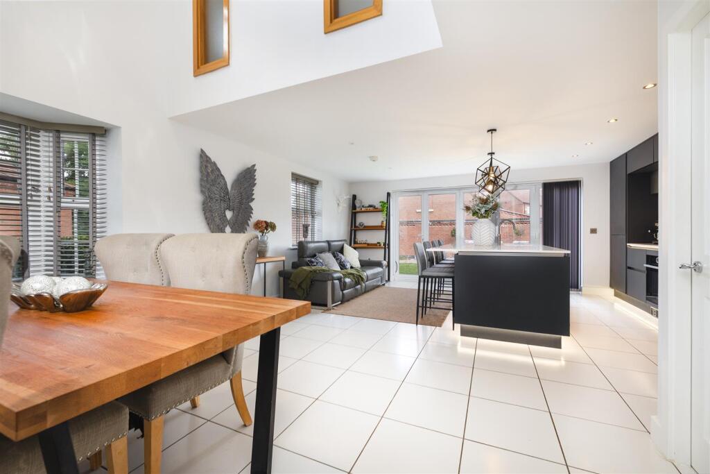 19 Frances Way, Ibstock