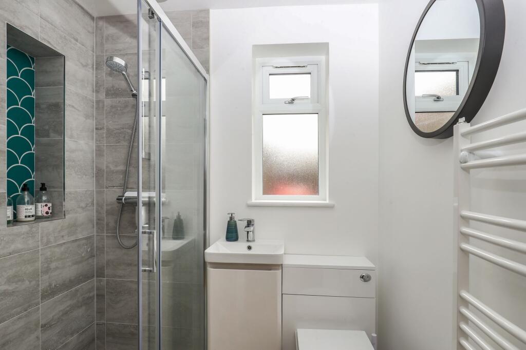 Shower Room/ WC