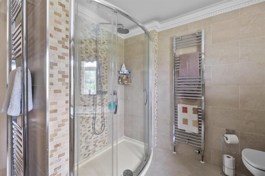 Master Bedroom ensuite