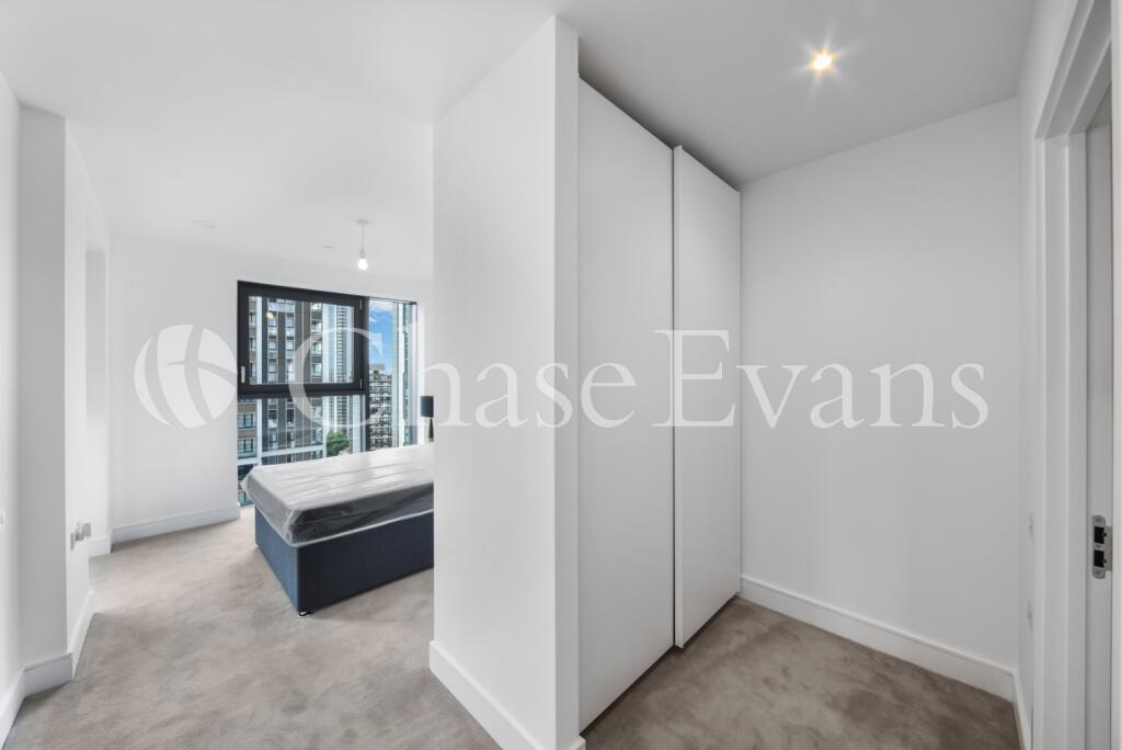 Hawksbury Heights, P