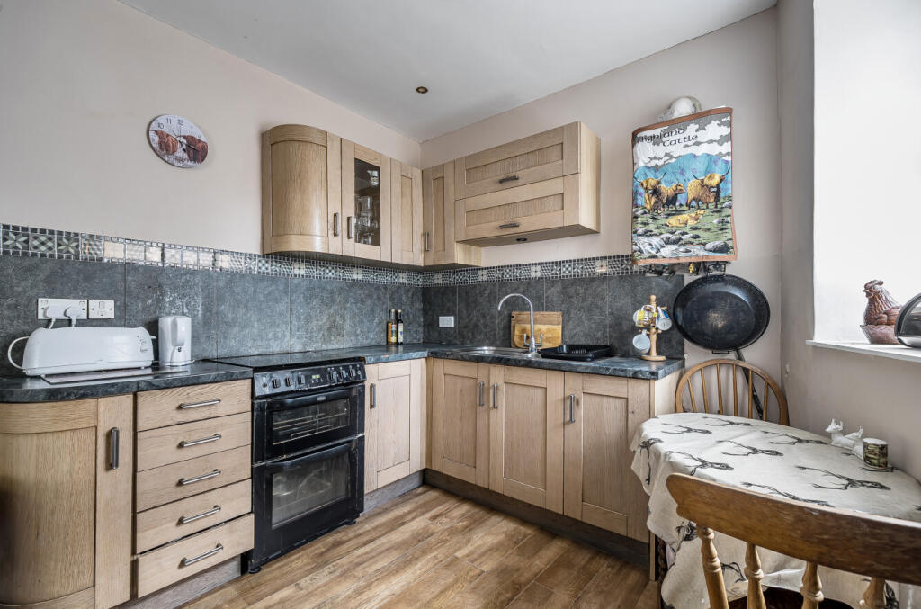 1345353-5-68af35c...