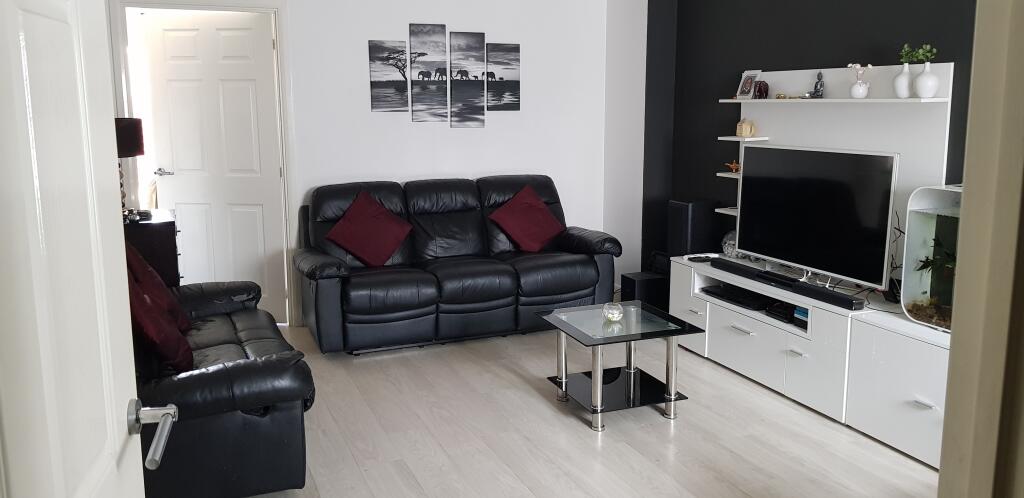 Living room 1-1