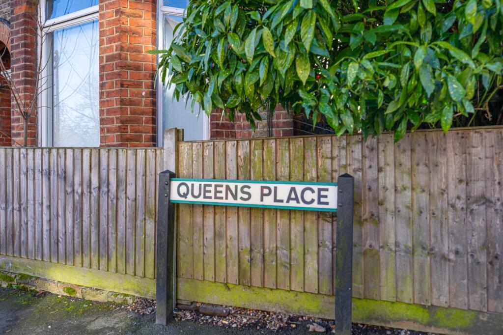 Queens Place