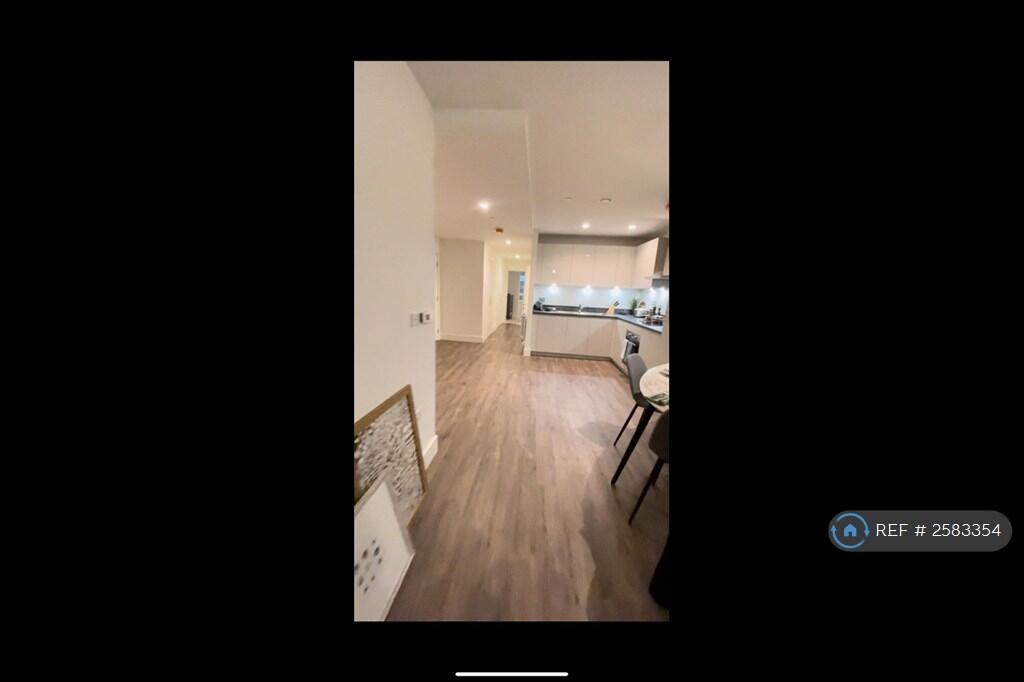 Kitchen / Hall
