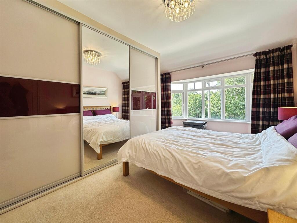 0cea3b6c--4E68-B024-6AEE75DBD132-36581-000029872EB