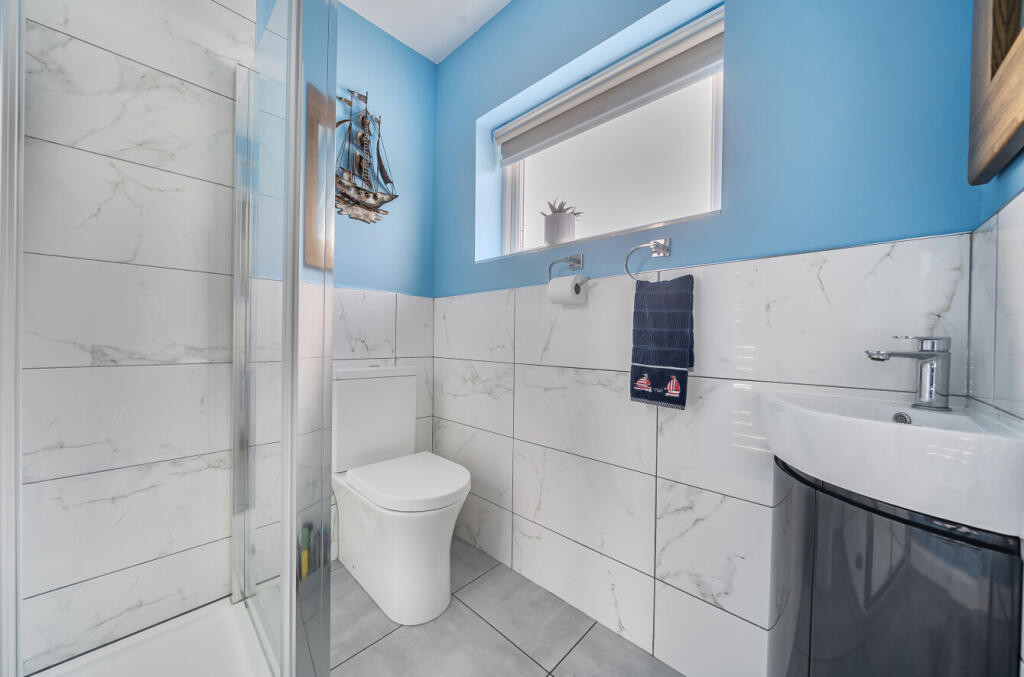 1345183-1-68af075...