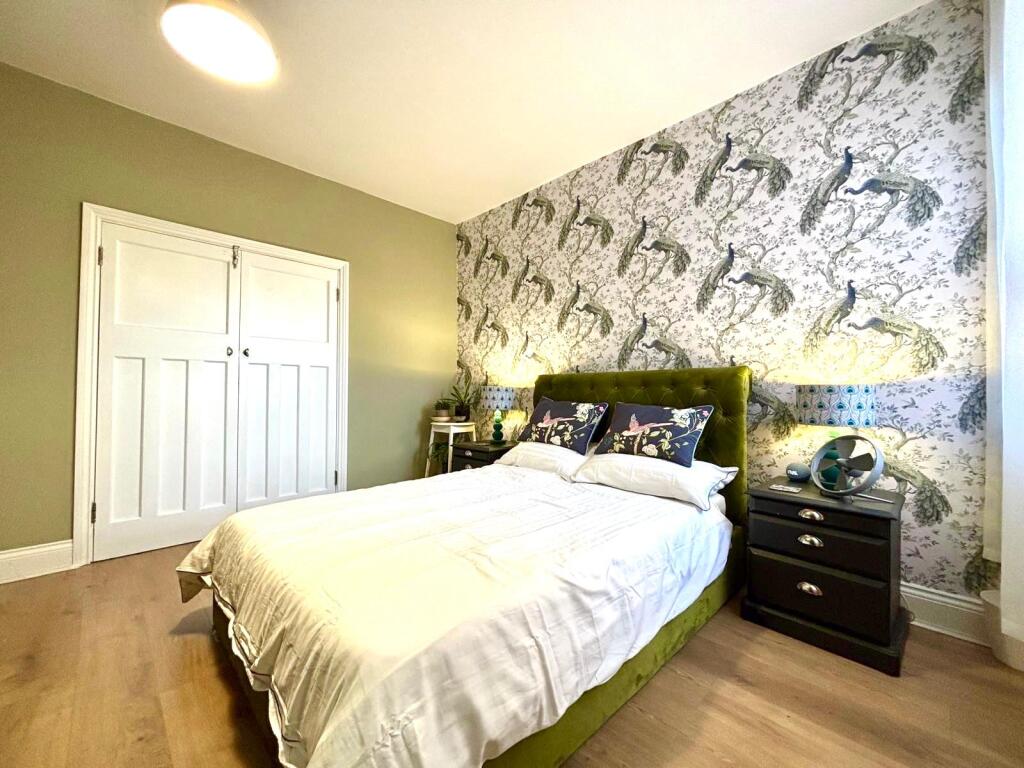 ground floor master bedroom