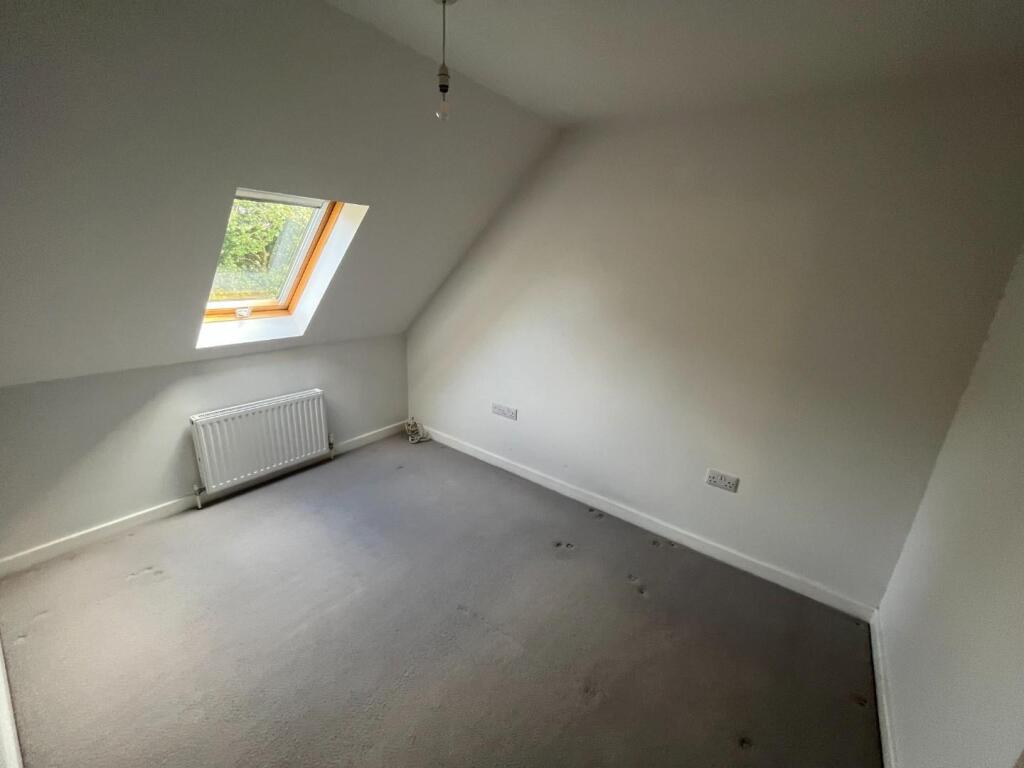 bedroom.JPG
