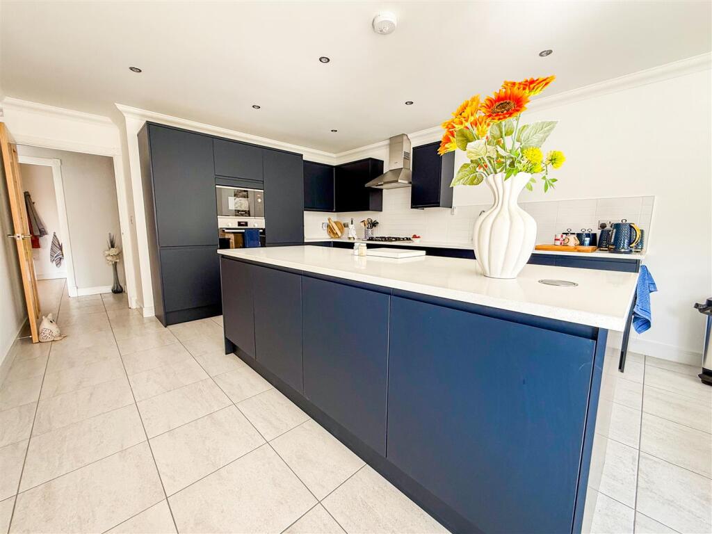 KITCHEN AREA VIEW