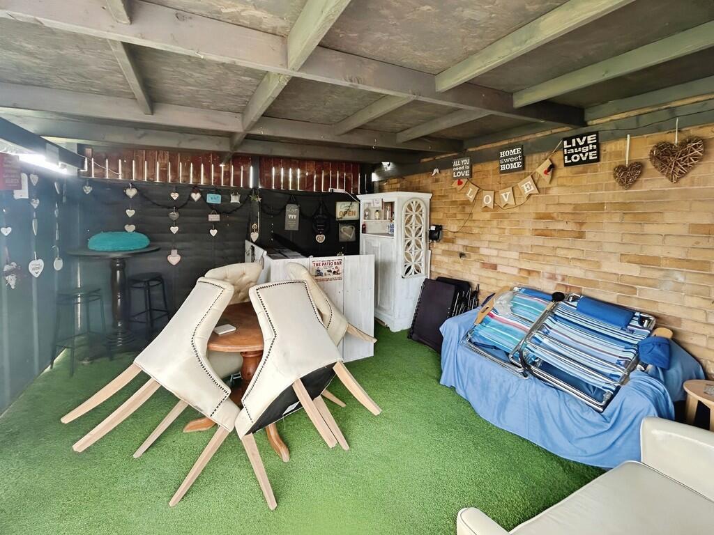 a60a5c6c-WhatsApp...