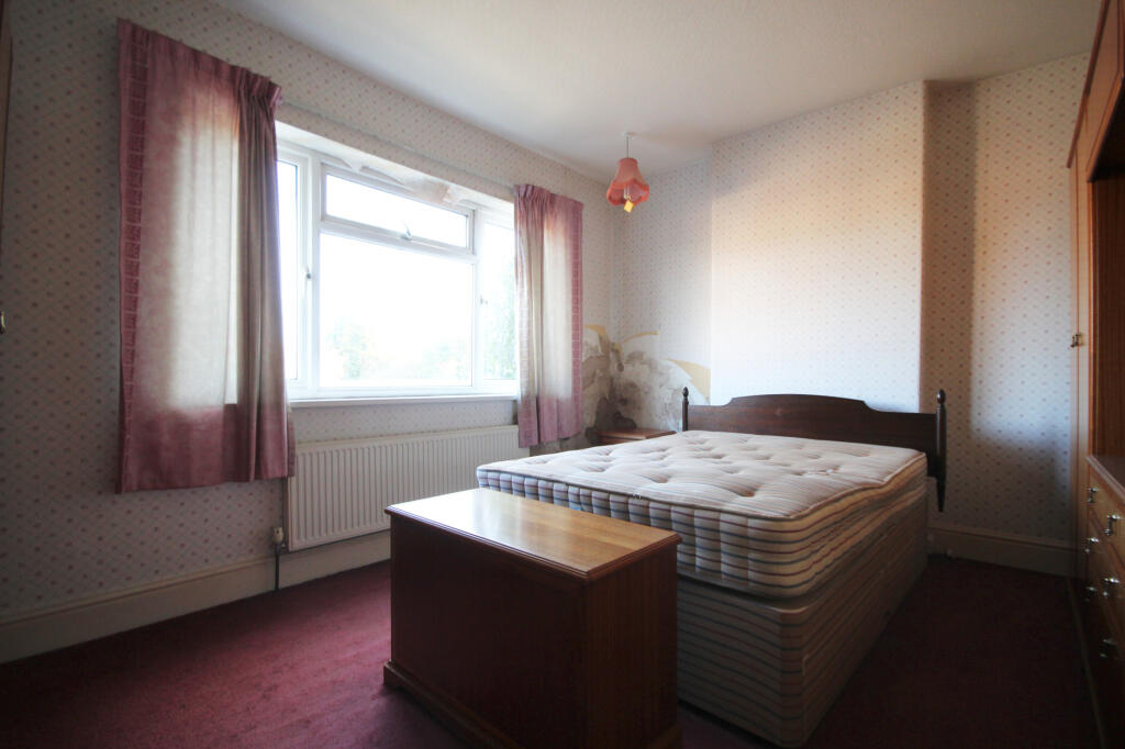 Main Bedroom 