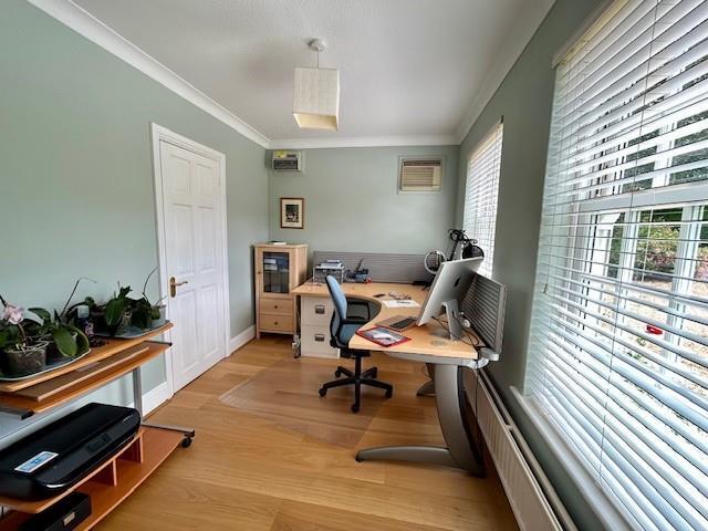 7 Devonshire Drive reception room.jpg