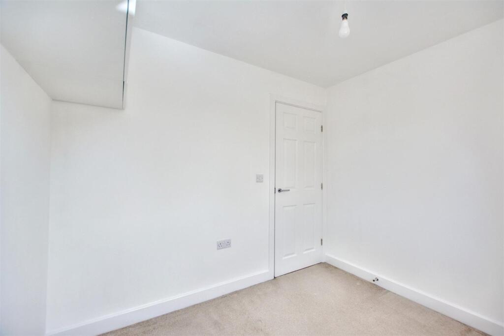 Bedroom 2_2.jpeg