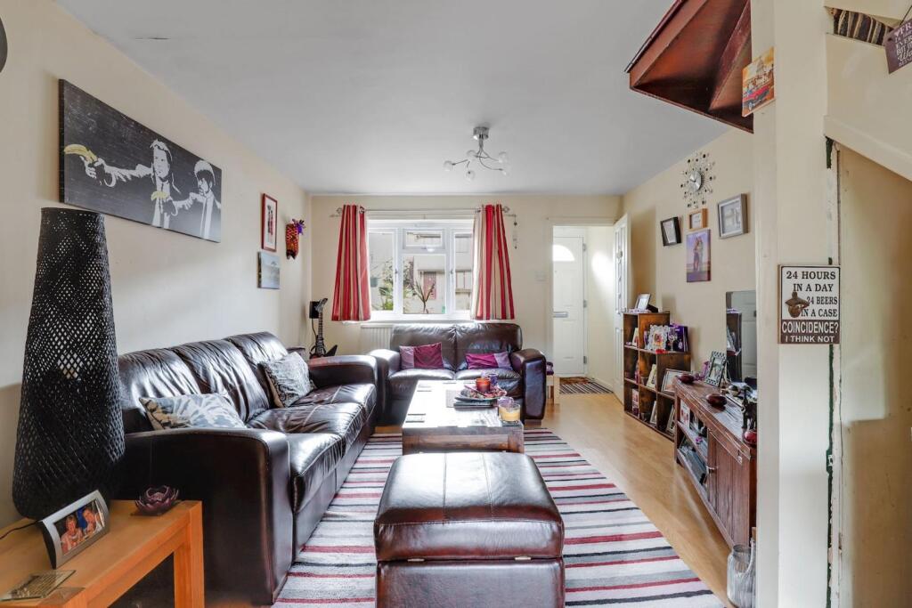 05-ca9fJHPropWpen - 5 Chartwell Way - 13-medium.jp