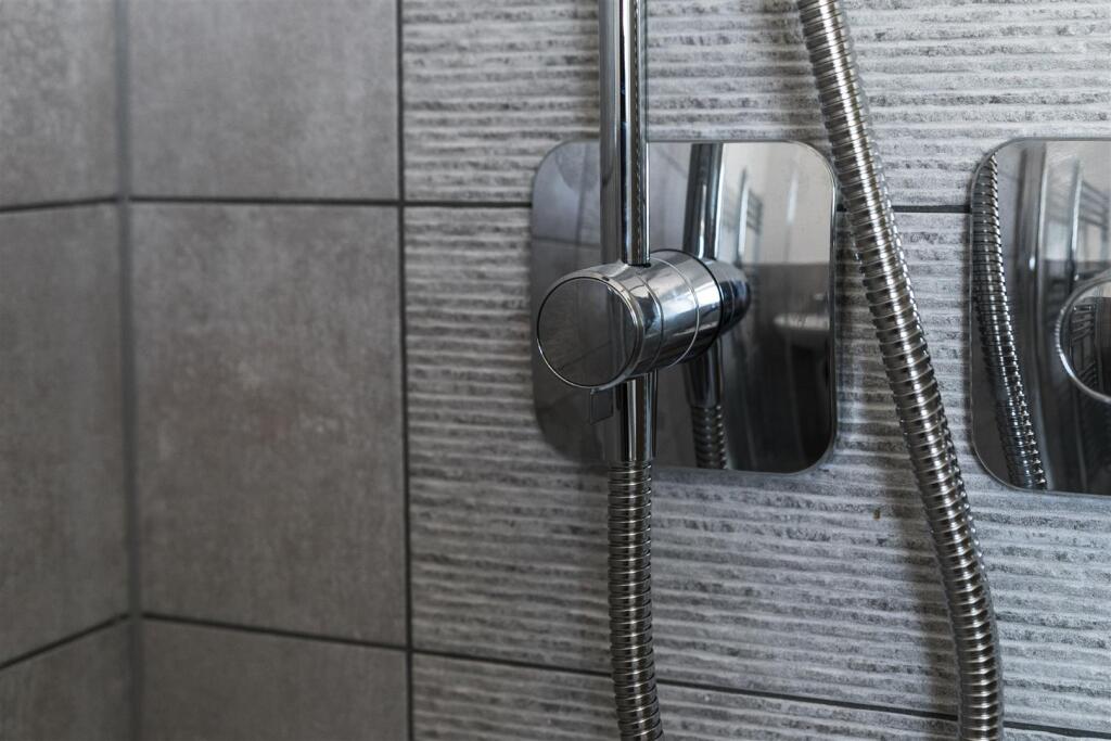 Shower Detail