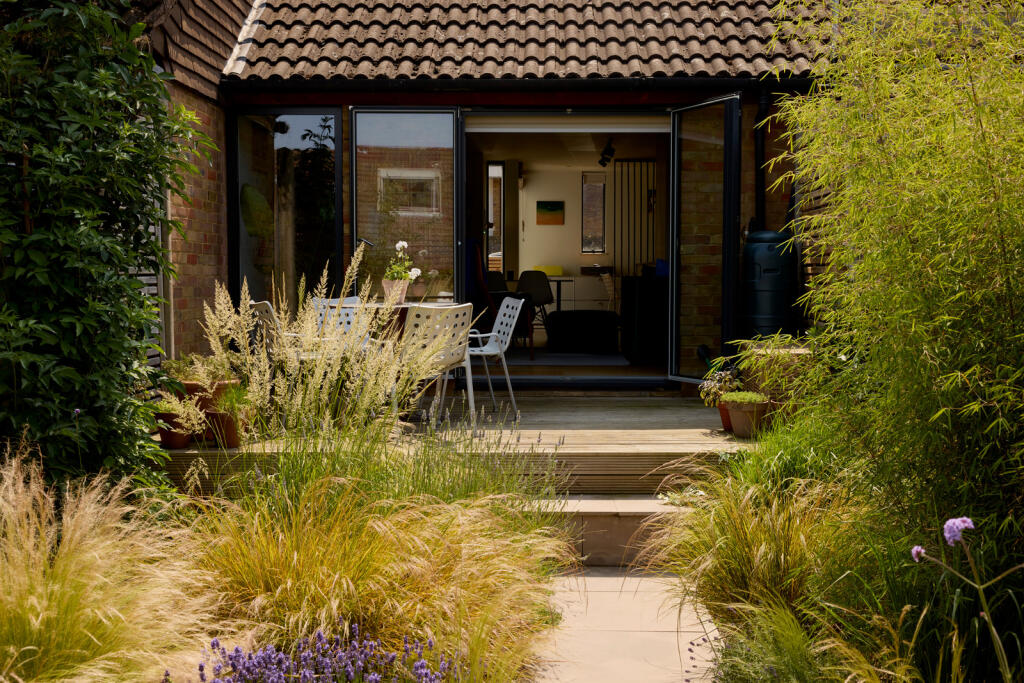 293826 - THE MODERN HOUSE_GIBBON ROAD_40.JPG